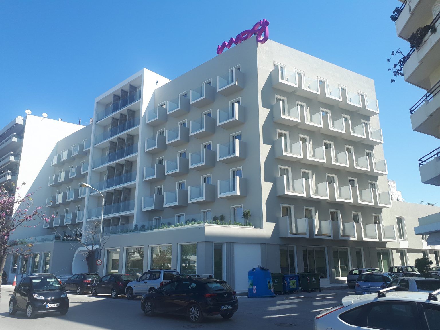 Moxy Patra Marina hotel